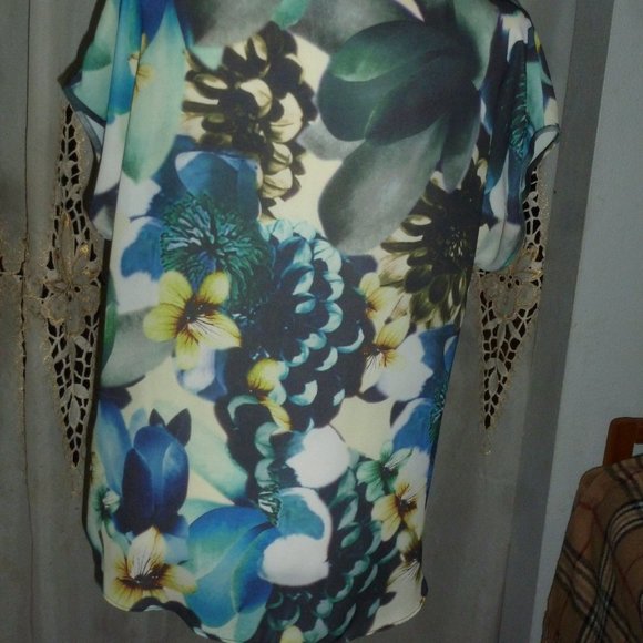 Alfani Flowery  Sheer Kimono style short sleeve dressy top sz 4 - Picture 4 of 6